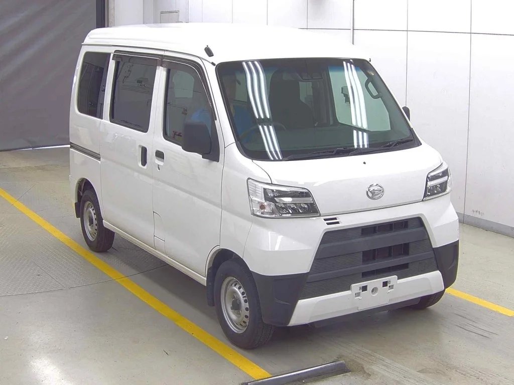 Daihatsu Hijet Cargo S331V 2021